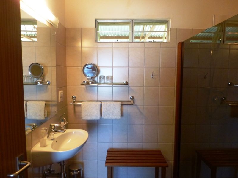 Dornhuegel Guestfarm 호텔 Grootfontein 외부 사진