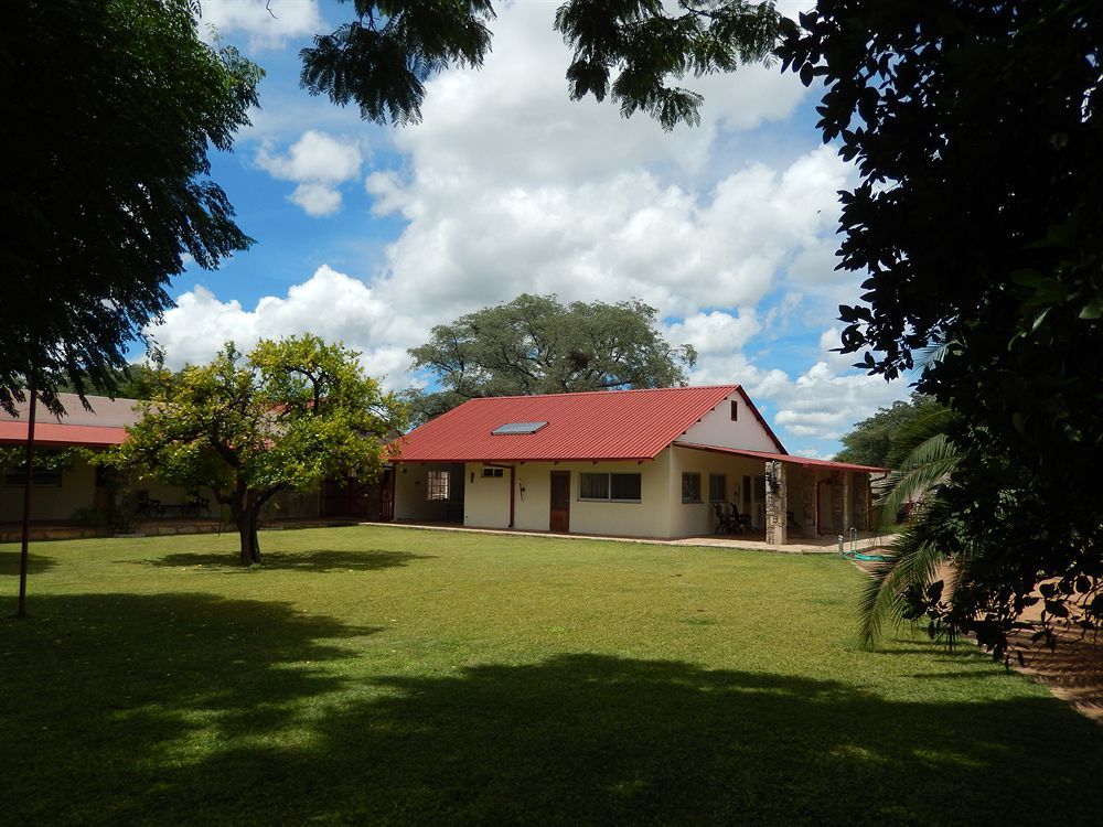 Dornhuegel Guestfarm 호텔 Grootfontein 외부 사진