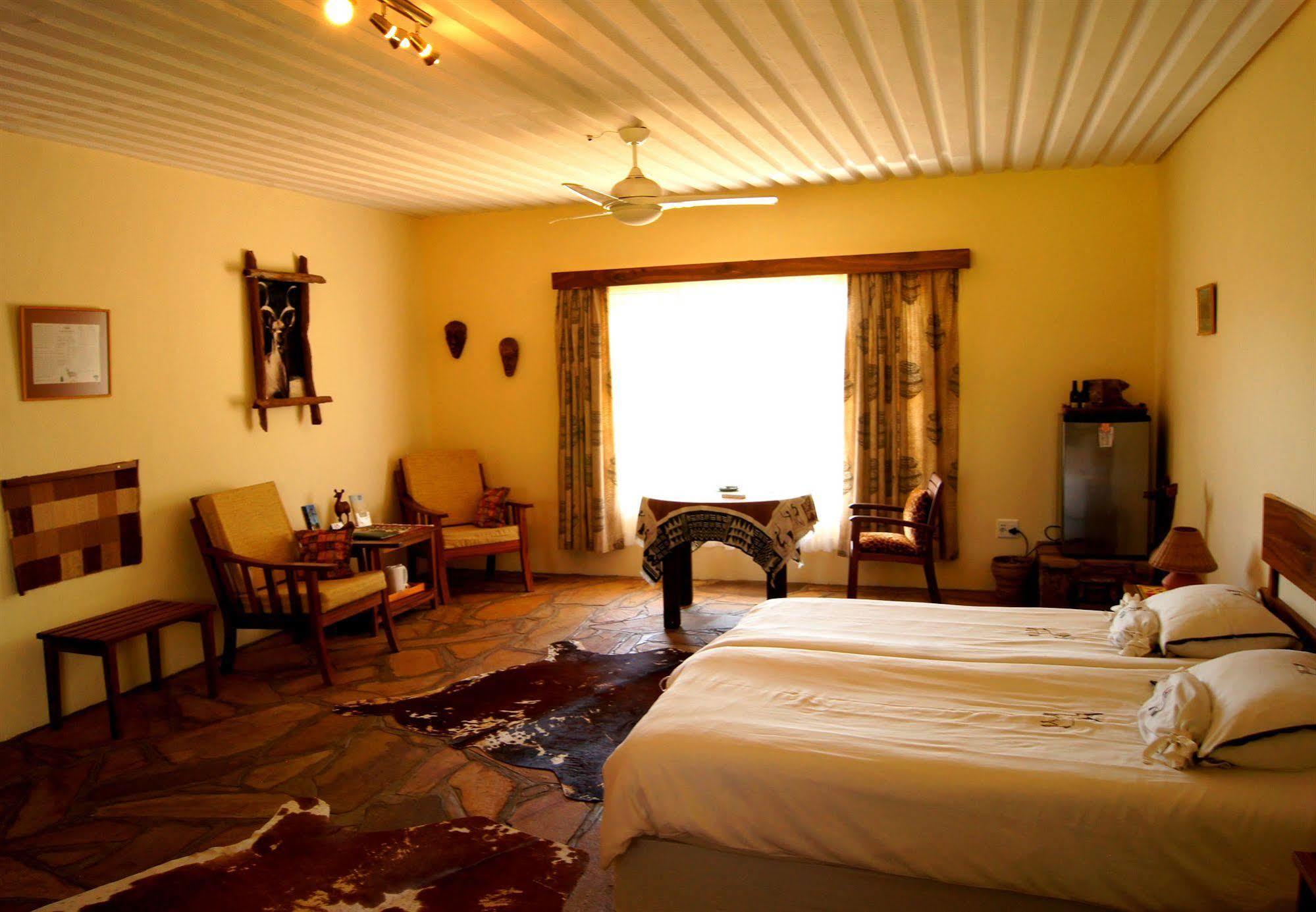 Dornhuegel Guestfarm 호텔 Grootfontein 외부 사진